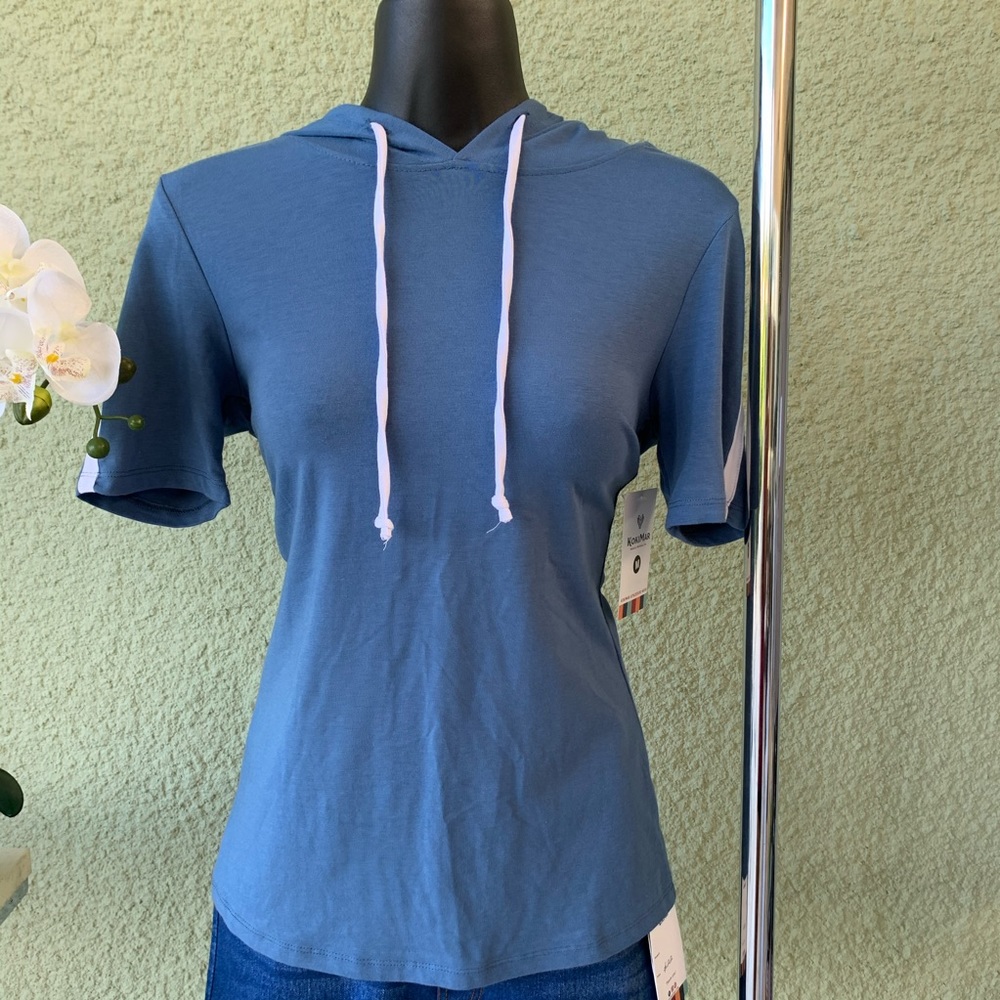 NWT Hooded Athletic Top, Active USA. Blue, Med